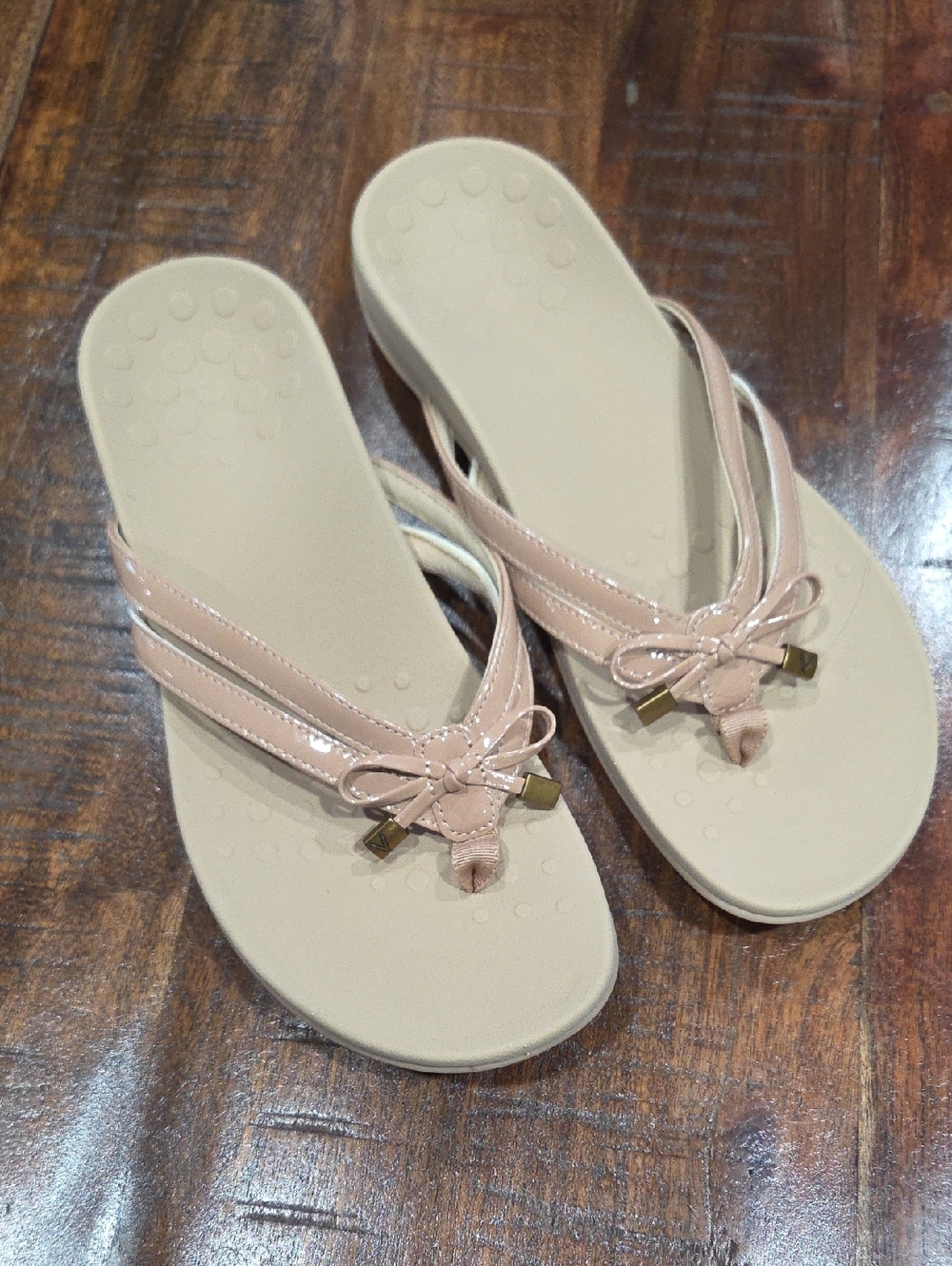 Vionic Sandals Size 8